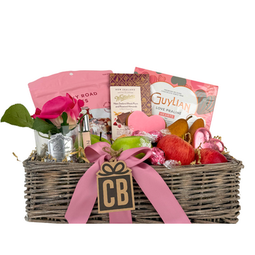 Pamper Fruit Hamper (URGENT COURIER)