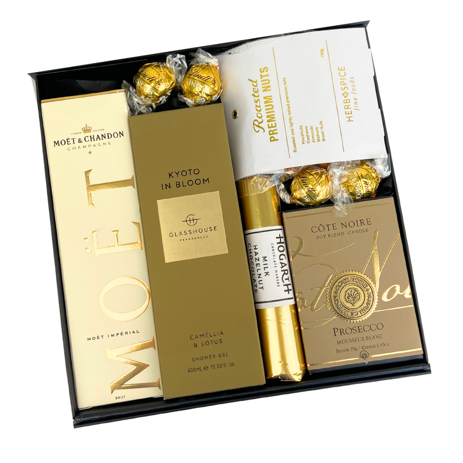 Highlight the golden moments in life with our GOLDEN MOMENTS Gift Box | The perfect gift that men and women can enjoy | Celebration Box NZ | Delivered NZ Wide