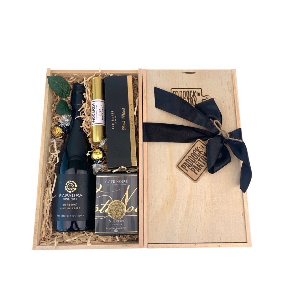 Christmas Gift Box with Celebration Box and Paddock to Pantry NZ. Delivery NZ Wide and Auckland Same Day.